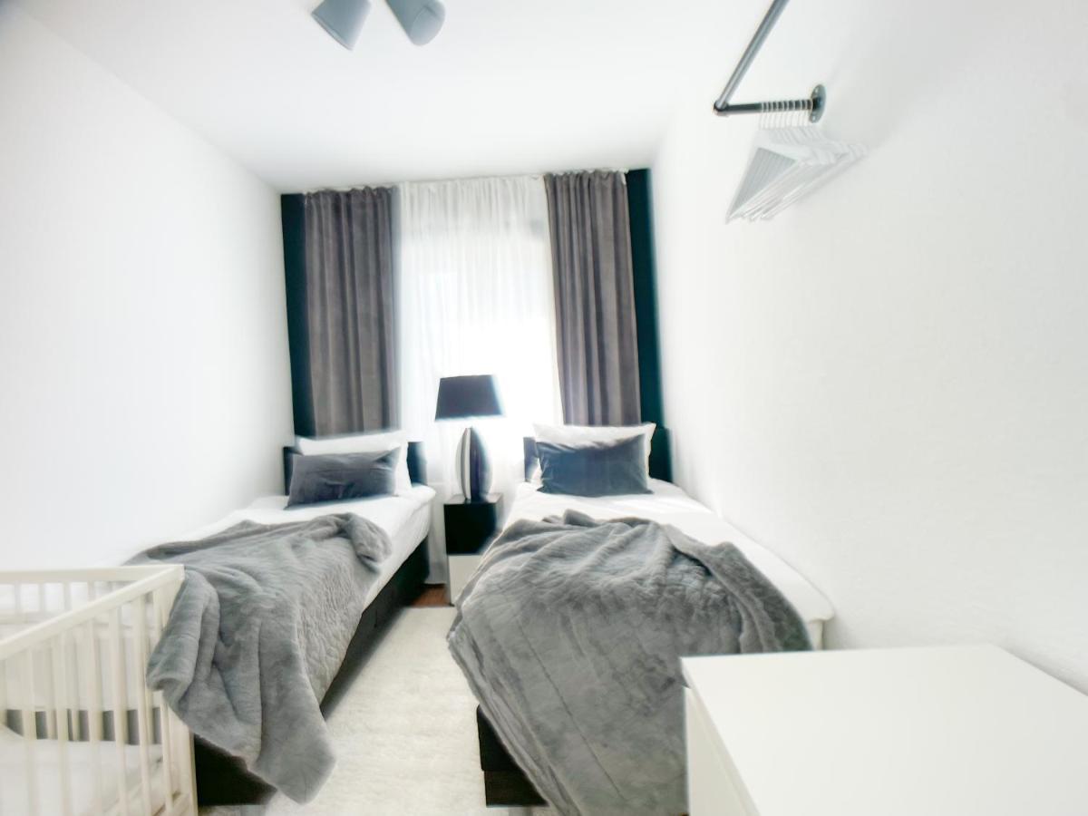 M-Style 02 Apartment Mit Balkon 24H Self-Check-In, Free Parking, Netflix Nuremberga Exterior foto
