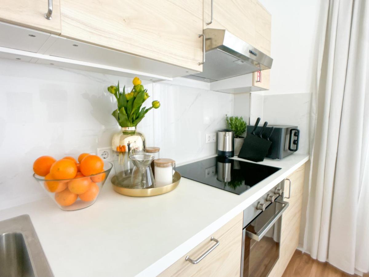 M-Style 02 Apartment Mit Balkon 24H Self-Check-In, Free Parking, Netflix Nuremberga Exterior foto